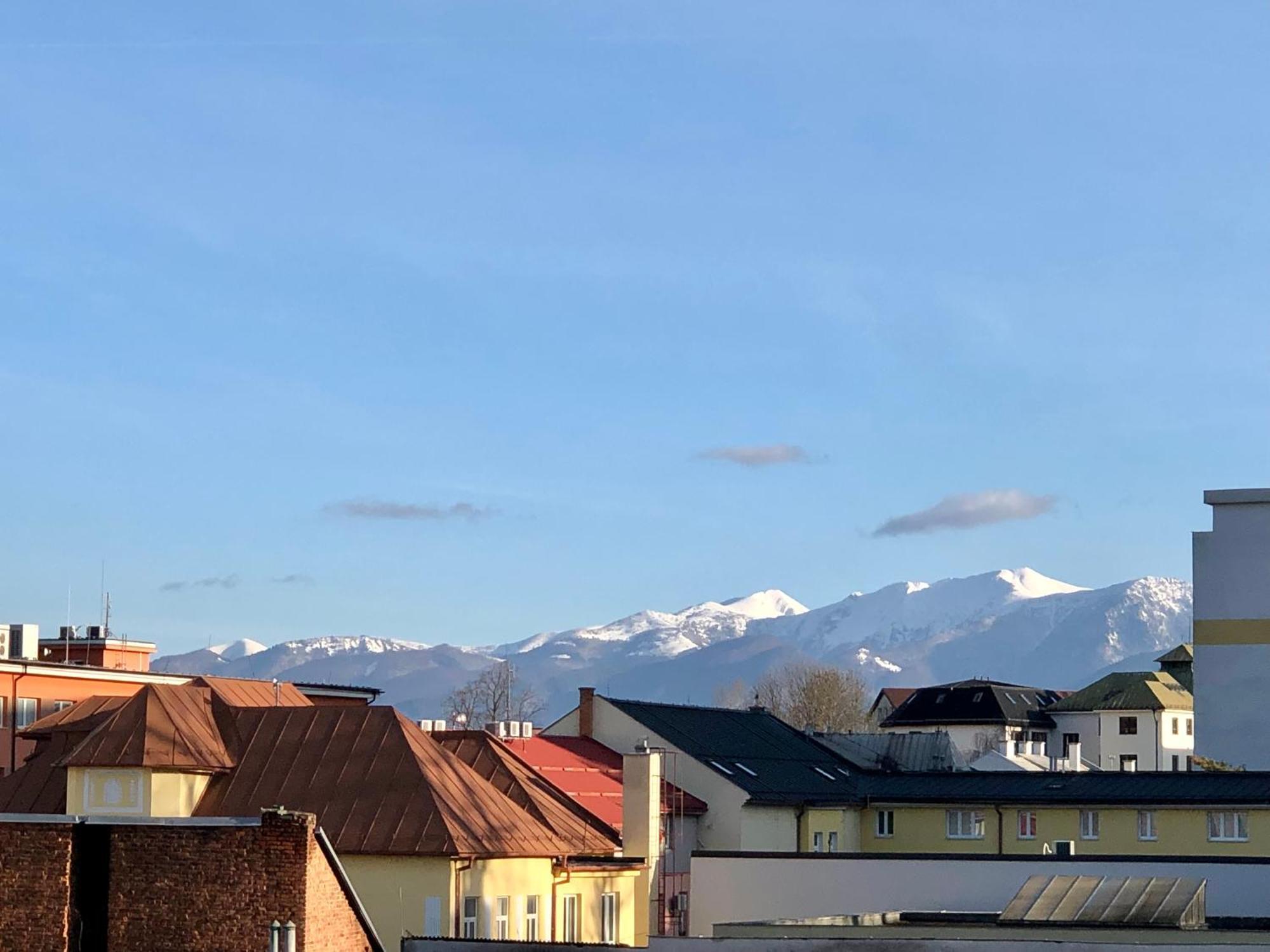 Apartman V Centre Ziliny S Parkovanim Žilina Esterno foto